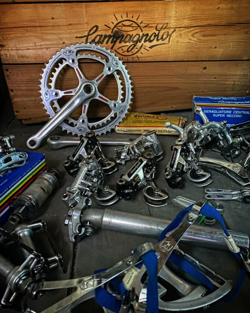 Campagnolo box super record vintage parts