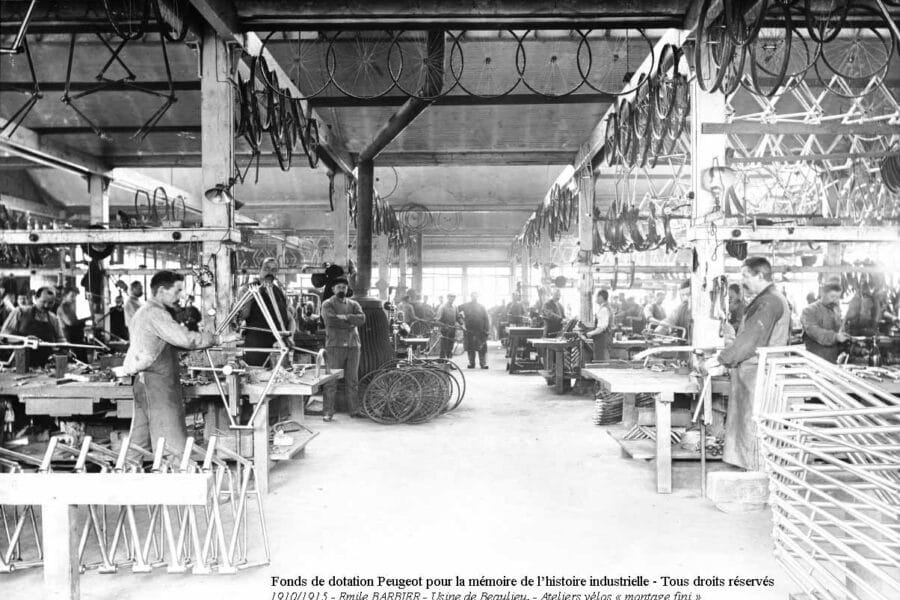 Vintage bike peugeot road bike factory